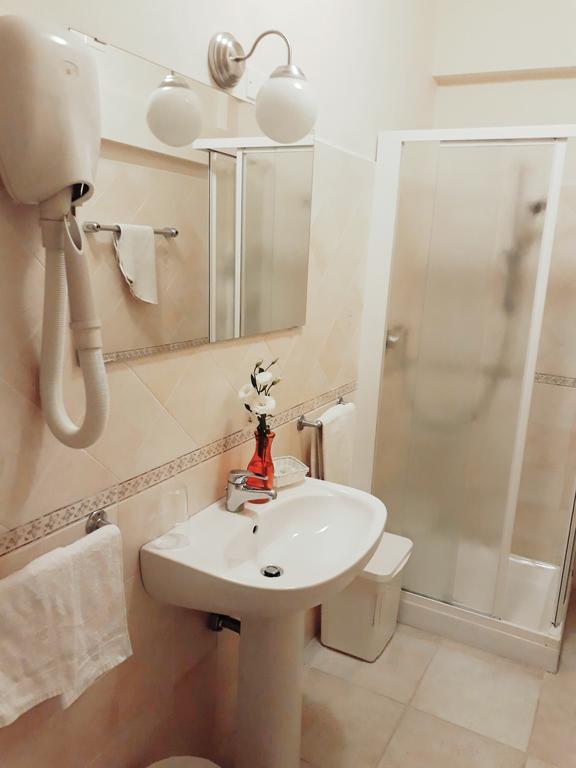 ميلانو ماريتيما Hotel Helvetia المظهر الخارجي الصورة